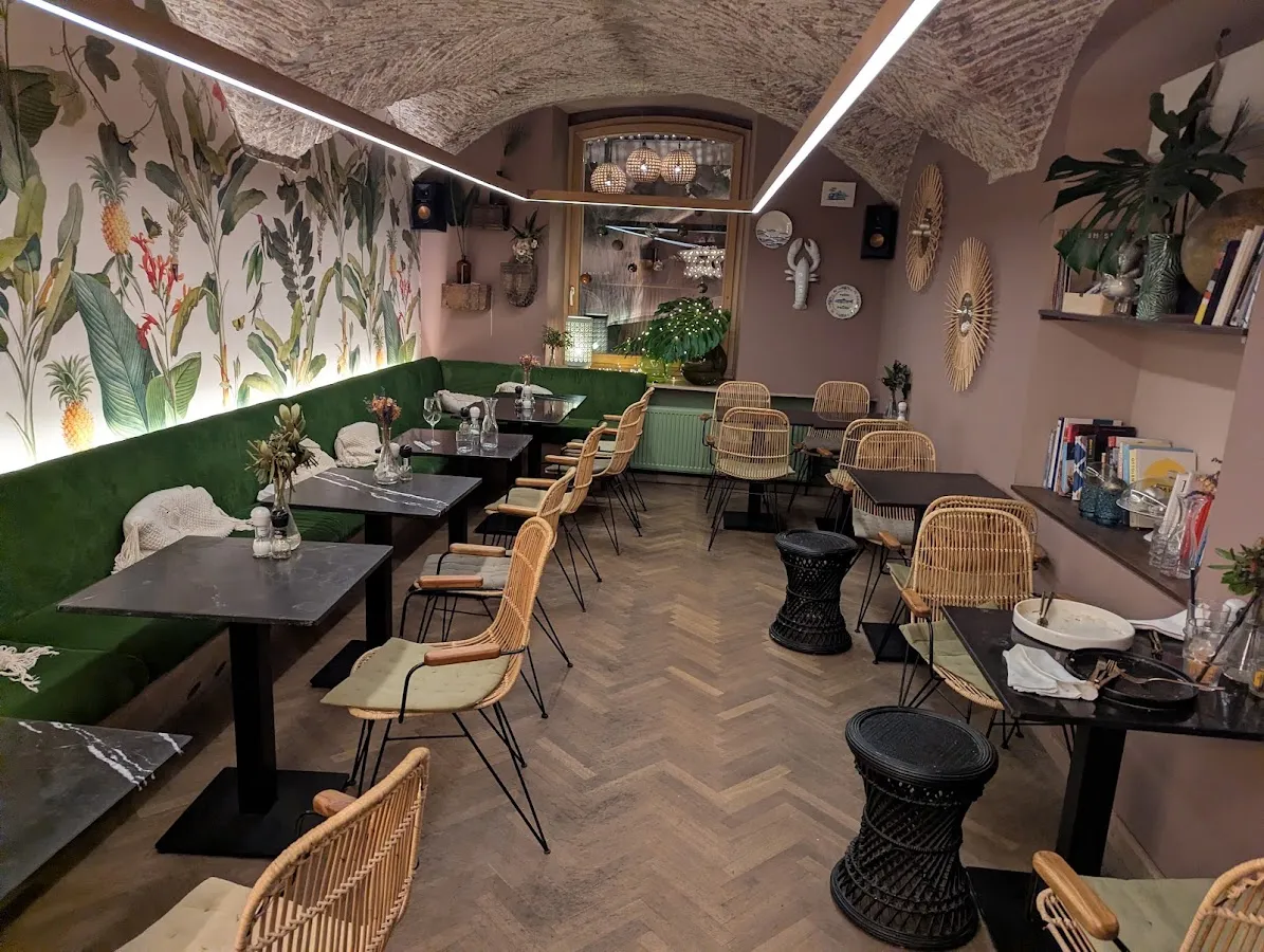 BookNoFees: Restoran – Gostilna Vida – Ljubljana – Restoran Vida, fotografija 1