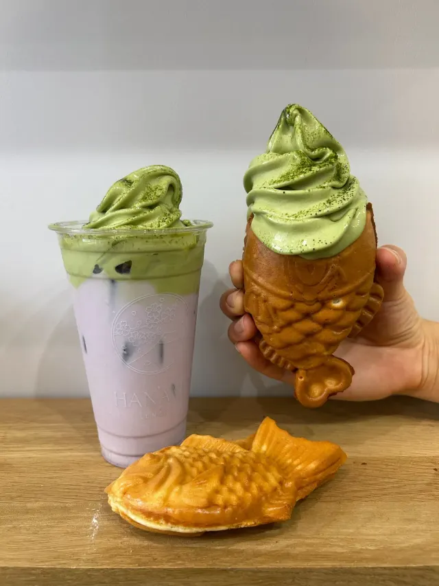 BookNoFees: kafić – Hanami Taiyaki - Coffeeshop Icecream – Paris – Hanami Taiyaki – kafić i slastičarnica, fotografija 3