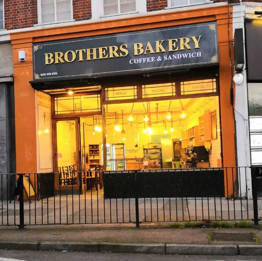 BookNoFees: kafić – Brothers Bakery – London – Braća pekara, fotografija 1
