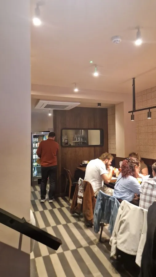 BookNoFees: Restoran – Bunsen – Dublin – Bunsen, fotografija 2