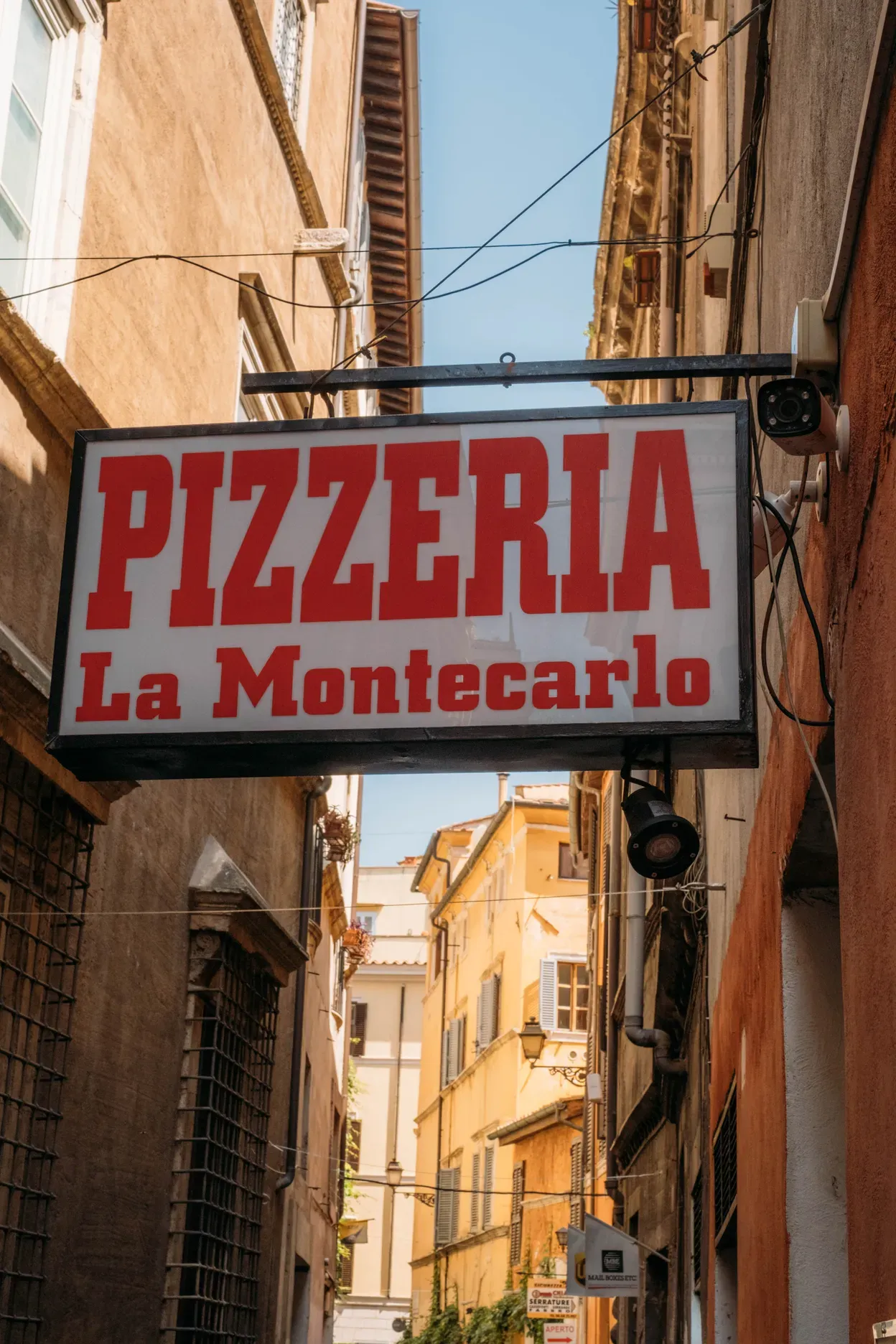 BookNoFees: Restoran – Pizzeria La Montecarlo – Rome – La Montecarlo Pizzeria, fotografija 1