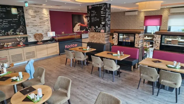BookNoFees: Restoran – Autohof Lippetal – Lippetal – Odmorna zona Lippetal na autocesti, fotografija 2