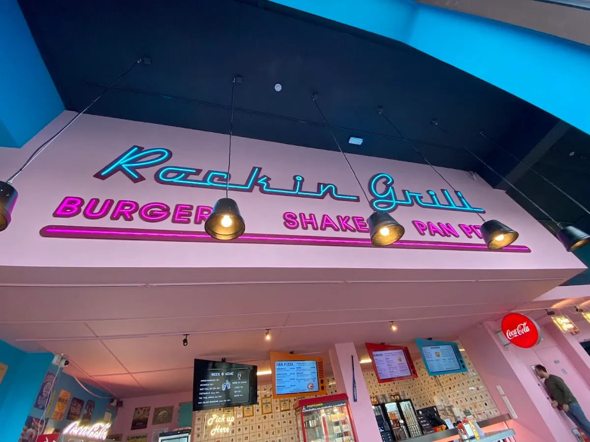 BookNoFees: Restoran – Rockin Grill – Stockholm – Roštilj na punu paru, fotografija 1