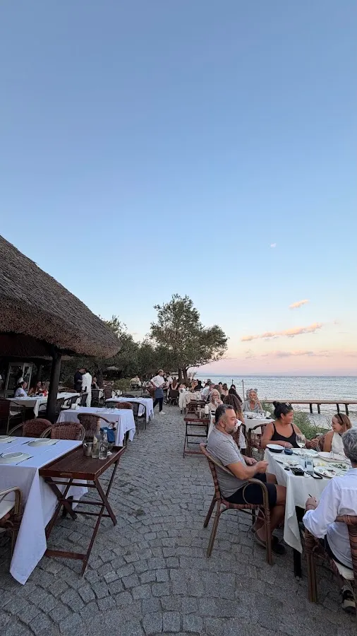 BookNoFees: Restoran – Giritli – Istanbul – Kretanski, fotografija 1