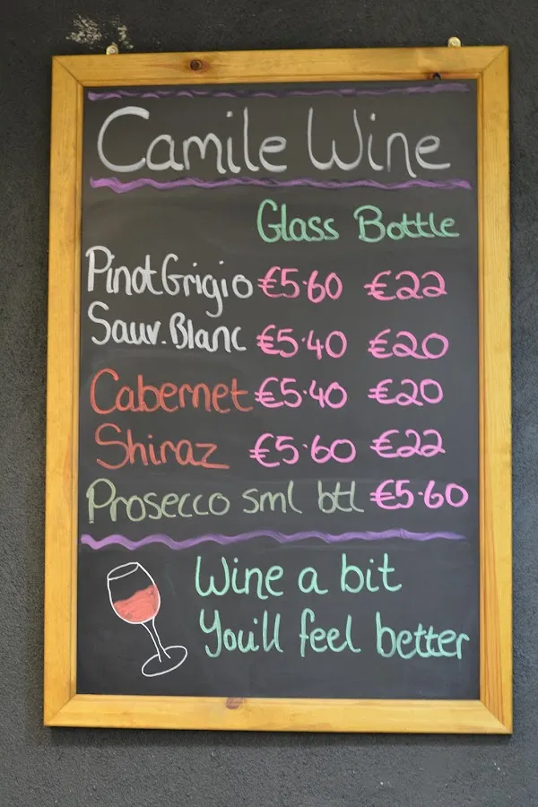 BookNoFees: Bar s grickalicama – Camile Thai – Dublin – Kamila Taj, fotografija 3