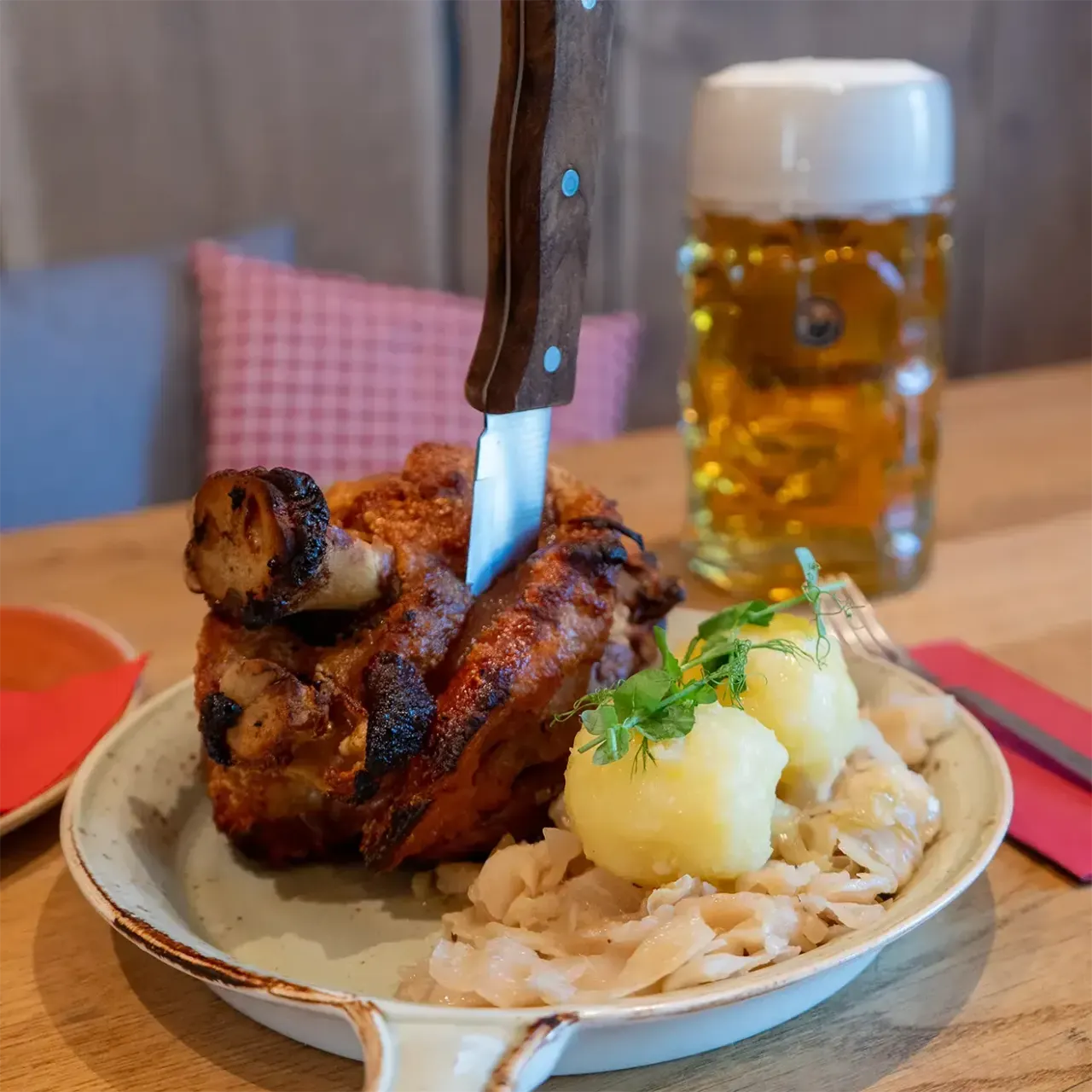 BookNoFees: Restoran – Benediktiner Wirtshaus – Attendorn – Benediktinski gostinjski dom, fotografija 1