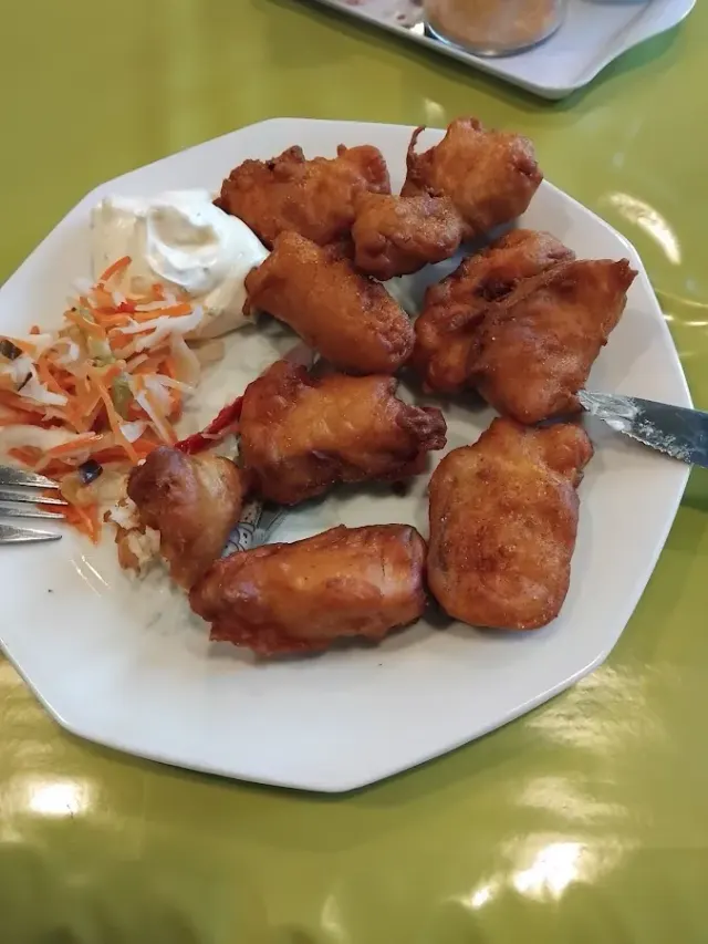 BookNoFees: Restoran – Andy's Fischhütte – Bergkamen – Andyjev riblji kolovrat, fotografija 2