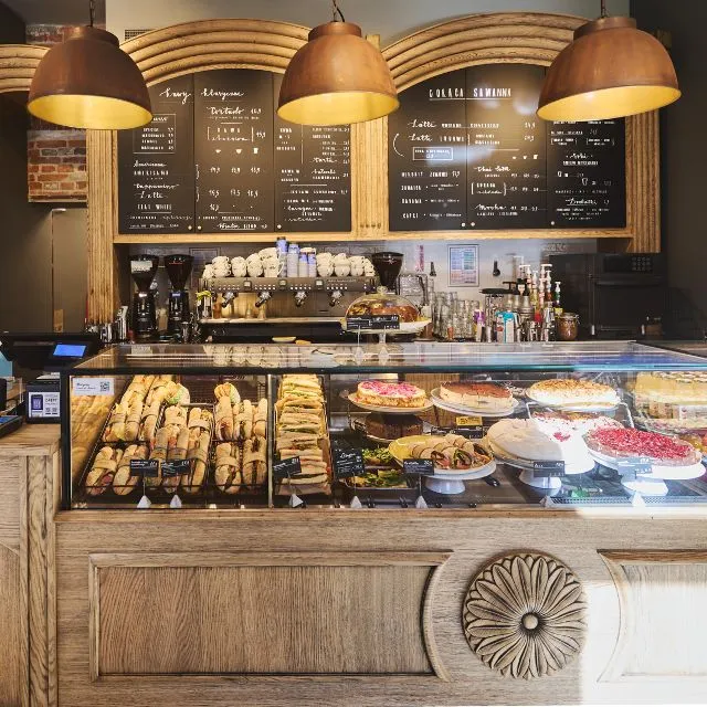 BookNoFees: kafić – Caffè Nero – Warsaw – Crni kafić, fotografija 1