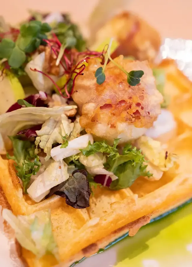 BookNoFees: Restoran – Heiter & Herrlich Neheim – Arnsberg-Neheim – Veseli i ljupki Neheim, fotografija 2