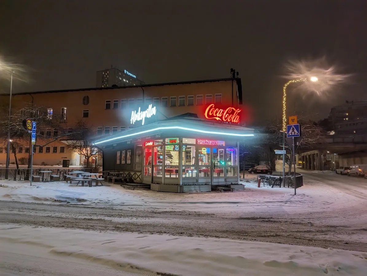 BookNoFees: Bar s grickalicama – Alviksgrillen – Stockholm – Alviksgrillen, fotografija 1
