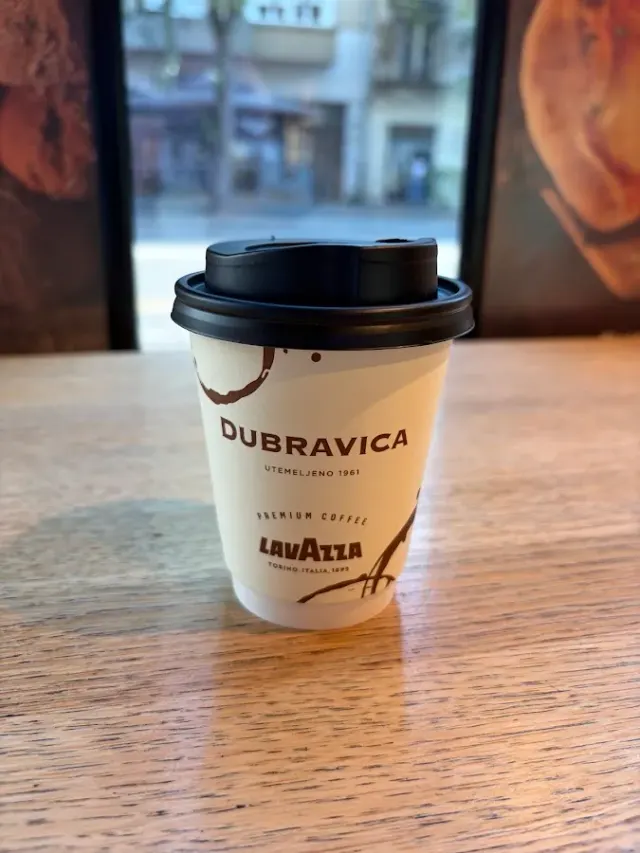 BookNoFees: Pekara – Dubravica – Zagreb – Dubravica, fotografija 2