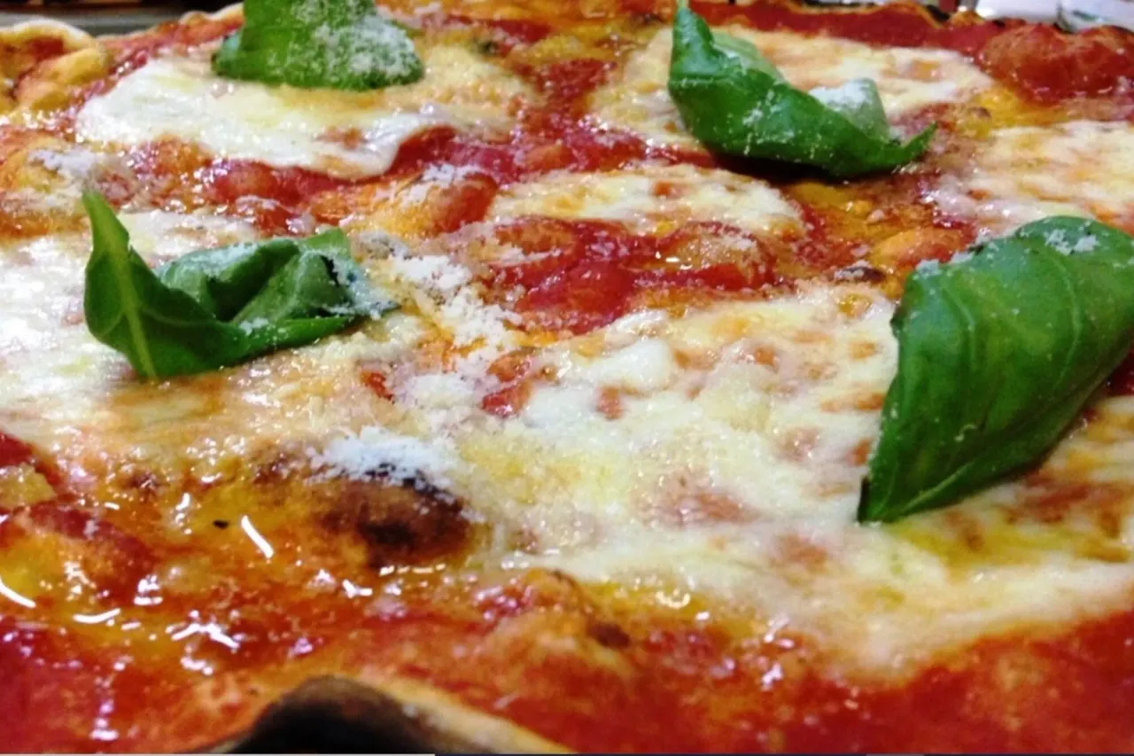 BookNoFees: Restoran – BACCO Pizza Romana – Rome – BACCO pizza u rimskom stilu, fotografija 1