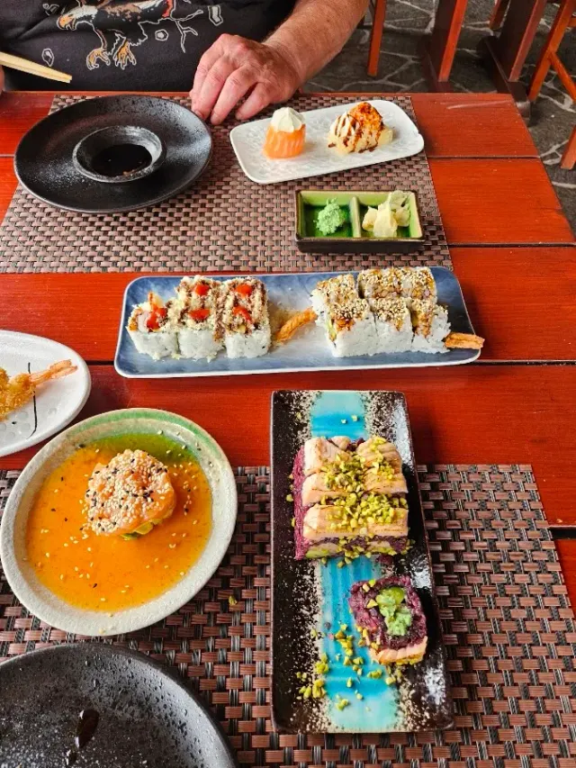 BookNoFees: Restoran – Hinoki - sushi in kitajska restavracija – Ljubljana – Hinoki – restoran sushija i kineske kuhinje, fotografija 2